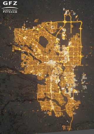 Iluminación nocturna de la ciudad de Calgary en 2010 y 2015. Fotos: Earth Science and Remote Sensing Unit, NASA Johnson Space Center